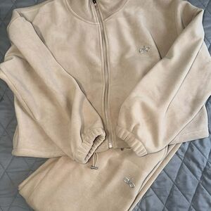 ALO Beige Fleece Tracksuit LARGE